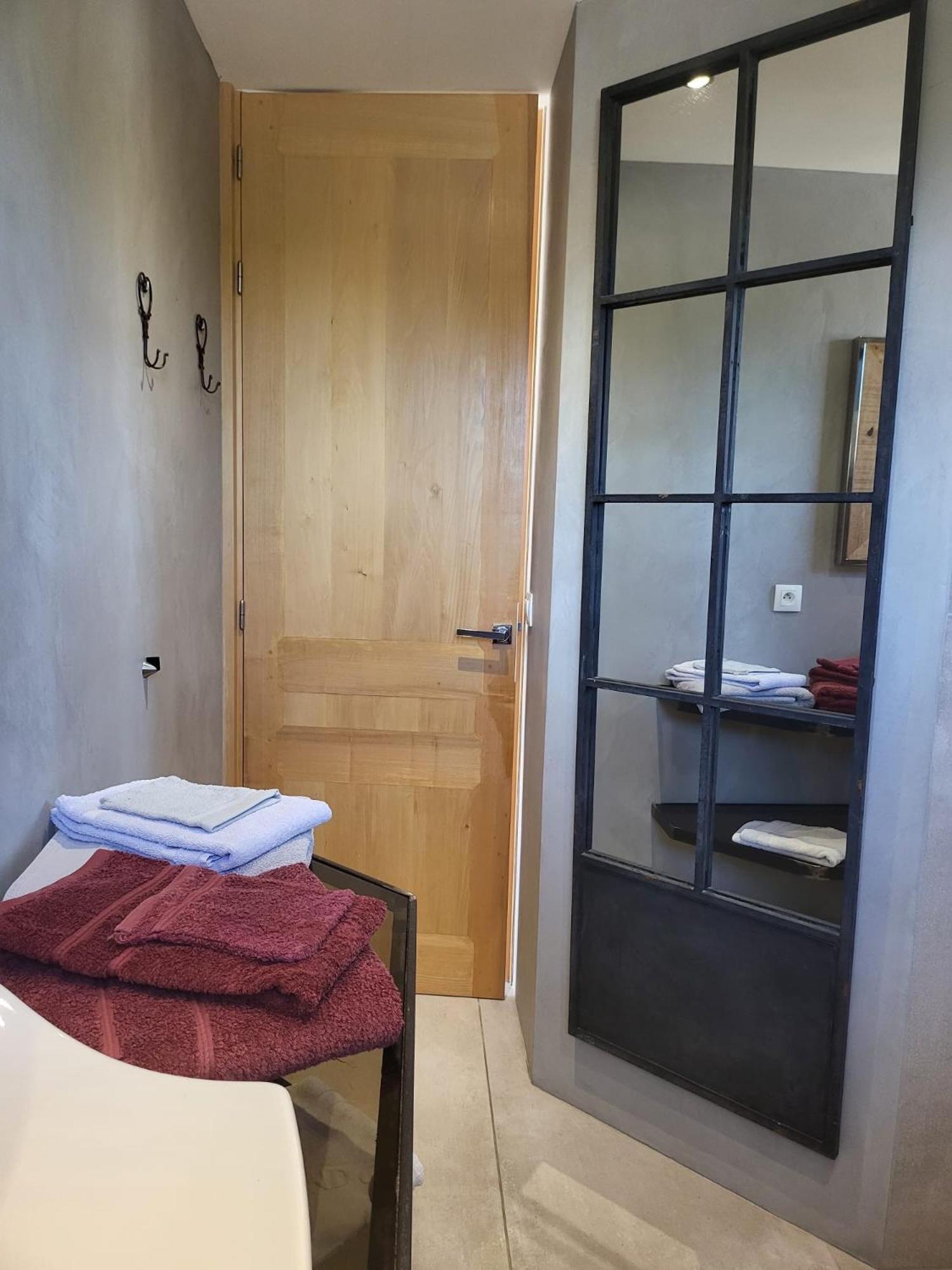 Appartement Standing Bord Sorgue LʼIsle-sur-la-Sorgue Extérieur photo